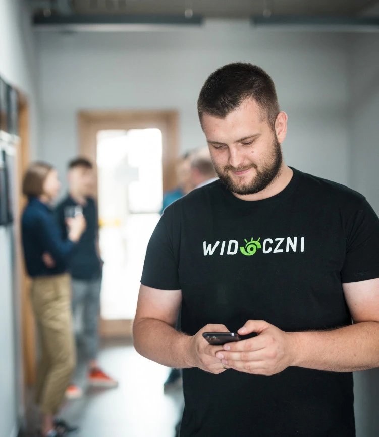 widoczni 144
