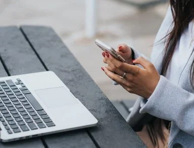 Jak wykorzystac chatboty na stronie internetowej 7 przykladow zastosowania