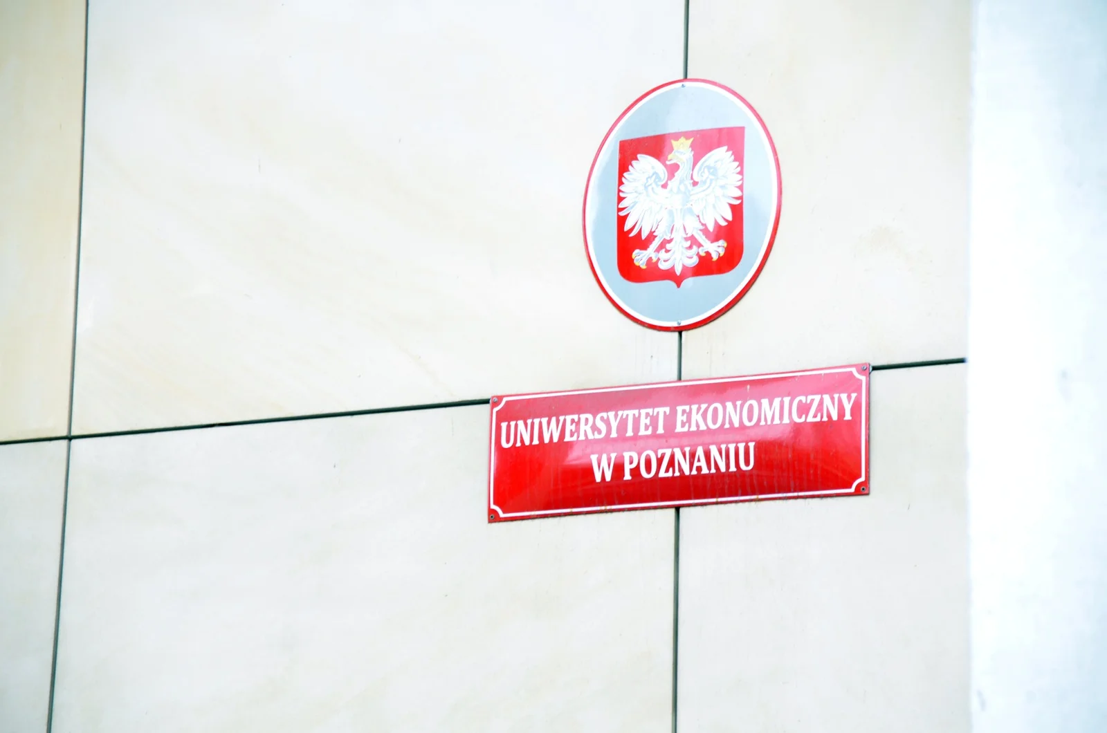 widoczni na uniwersytecie ekonomicznym tabliczka widoczni na uniwersytecie ekonomicznym tabliczka