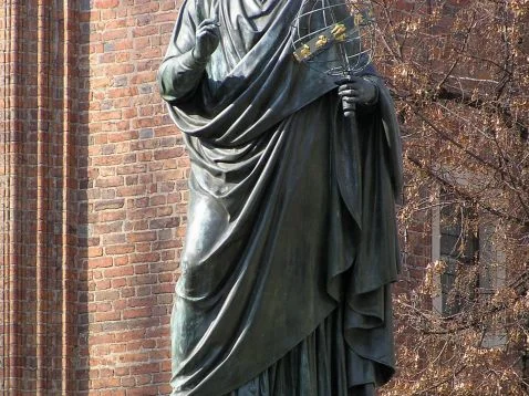 Torun pomnik Kopernika 01