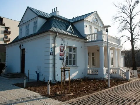 Muzeum historyczne willa Bratki Legionowo ul. Mickiewicza 23