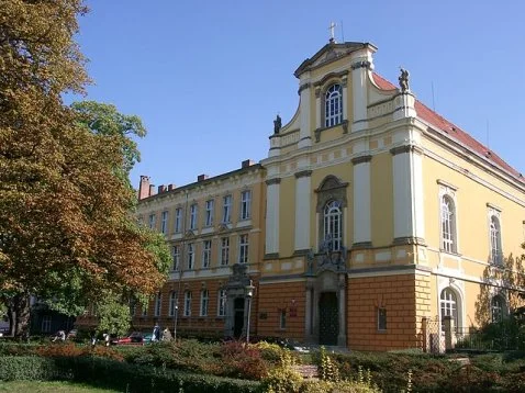640px Legnica 1 lo 10100010