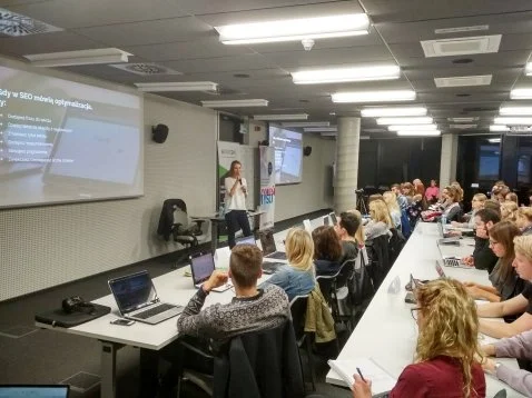 akademia widoczni w plus jeden warsztaty dla copywritera